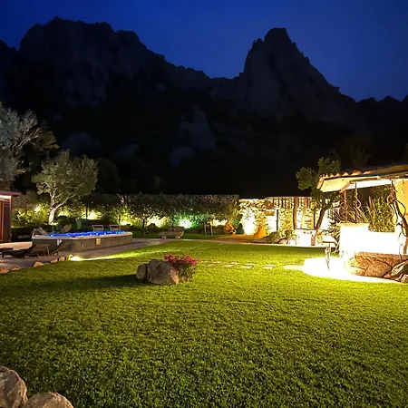 Antica Fonte Homes Hébergement de vacances *