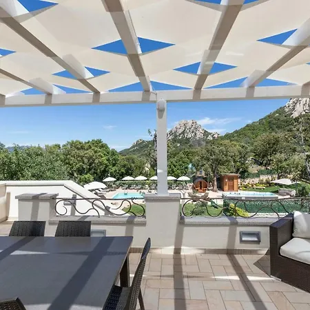 Antica Fonte Homes San Pantaleo