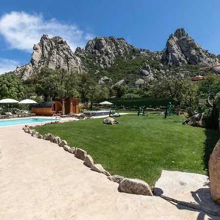Antica Fonte Homes San Pantaleo